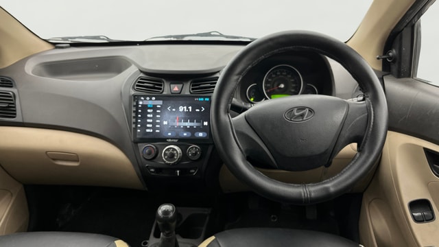View Hyundai EON Image 20 Used Hyundai EON Image 20