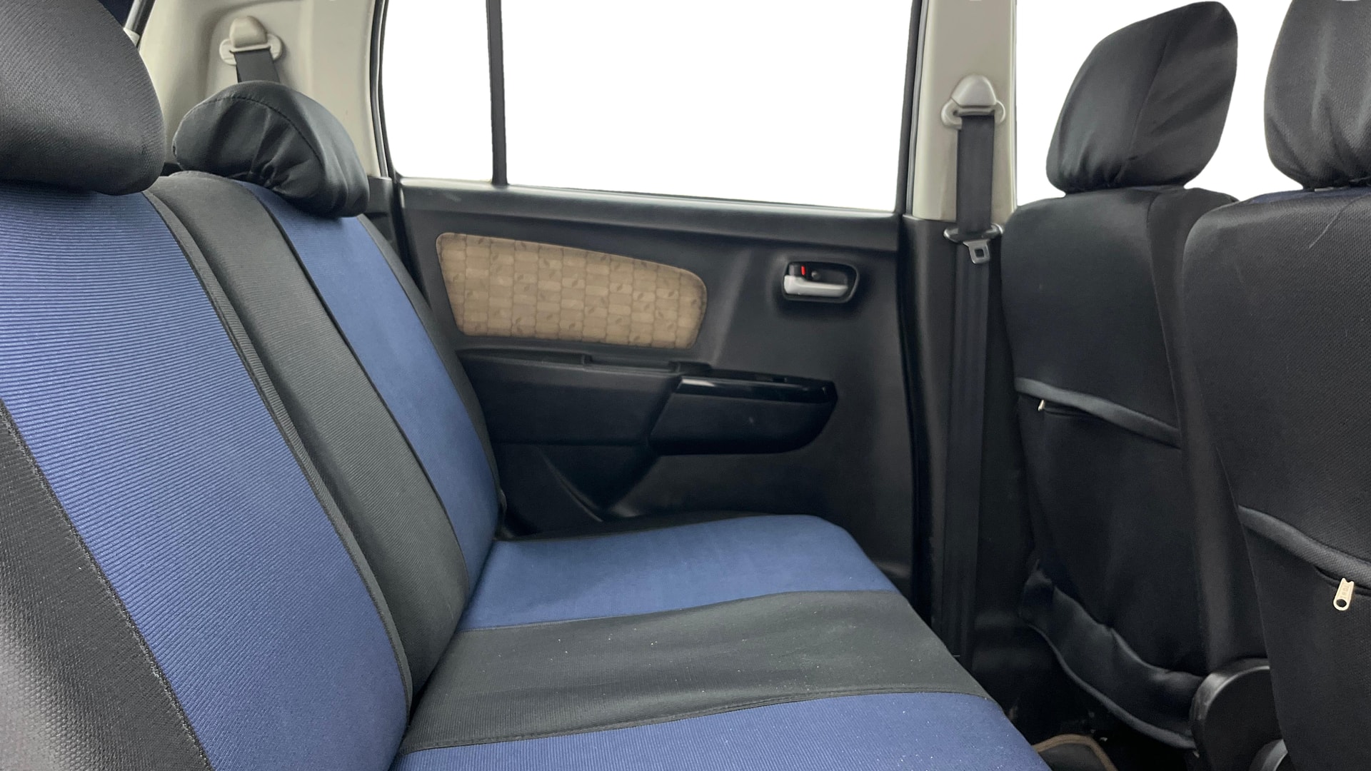 View 2018 Maruti Suzuki 1000 Base Variant Image 28 Used 2018 Maruti Suzuki 1000 Base Variant Image 28