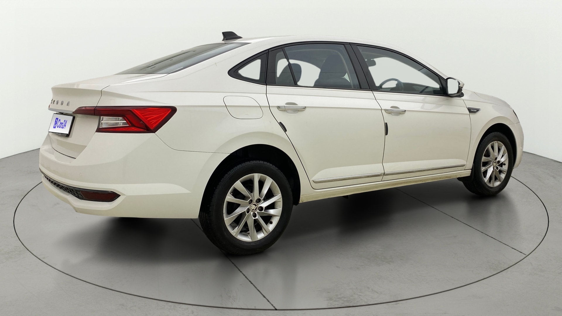View 2023 Skoda Slavia Ambition 1.0 TSI MT Image 44 Used 2023 Skoda Slavia Ambition 1.0 TSI MT Image 44