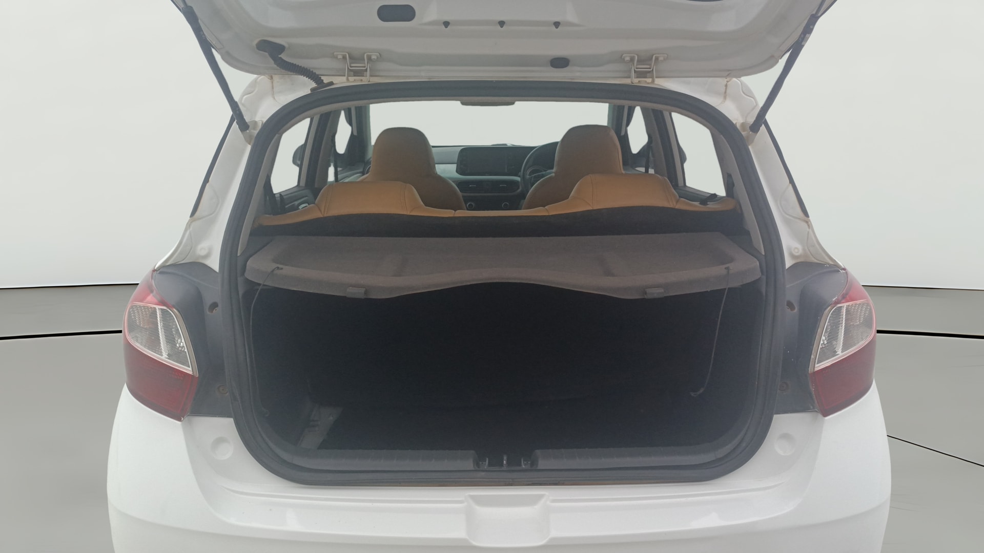 View 2021 Hyundai Grand i10 Nios Sportz Petrol Image 37 Used 2021 Hyundai Grand i10 Nios Sportz Petrol Image 37