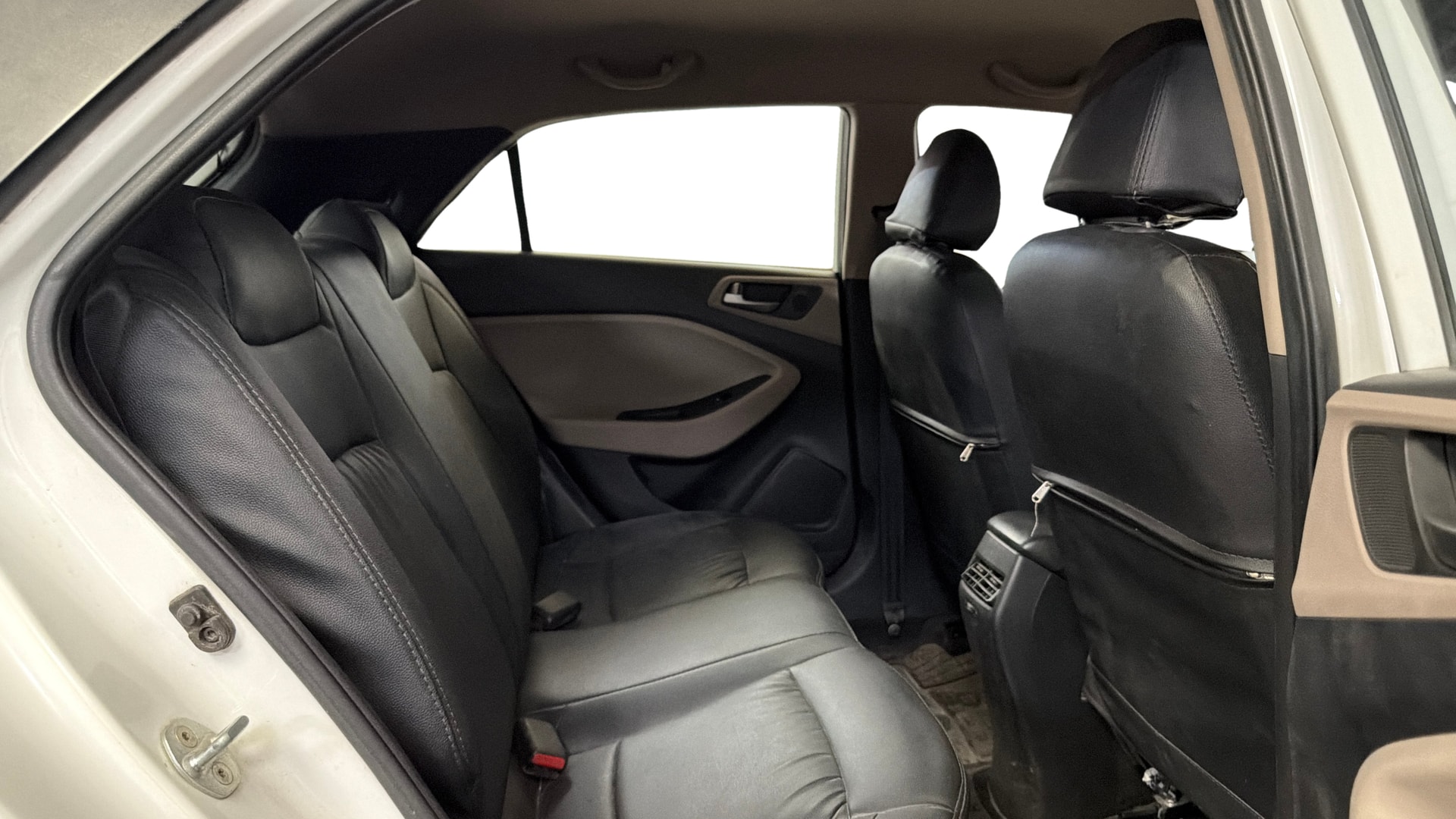 View 2014 Hyundai Elite i20 1.2 Sportz Option Petrol Image 29 Used 2014 Hyundai Elite i20 1.2 Sportz Option Petrol Image 29
