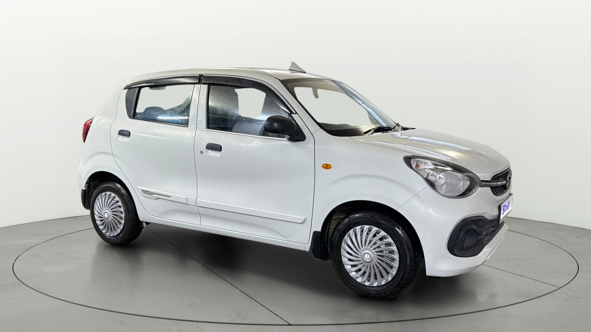View 2024 Maruti Suzuki 1000 Base Variant Image 36 Used 2024 Maruti Suzuki 1000 Base Variant Image 36