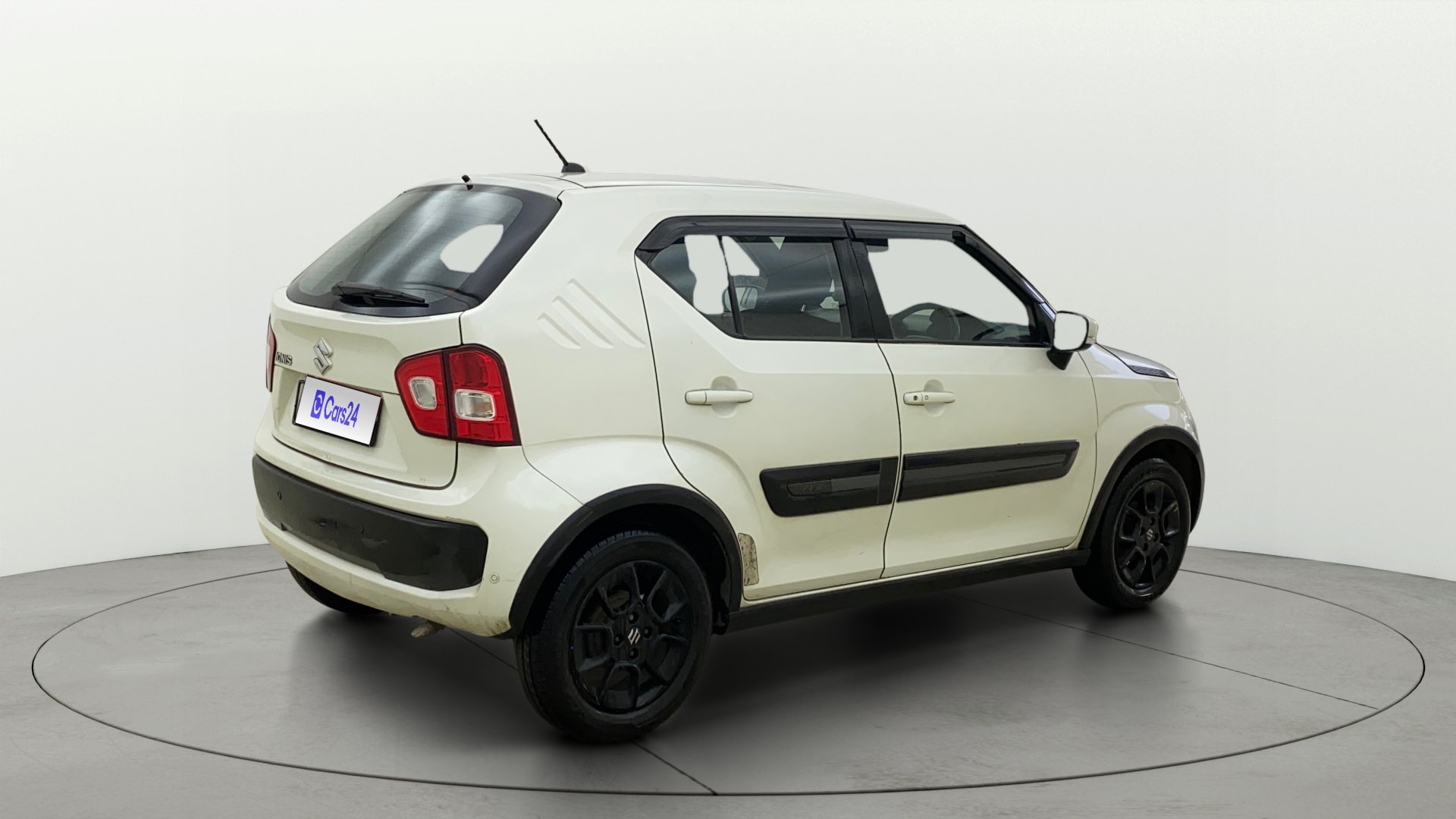 View 2017 Maruti Suzuki 1000 Base Variant Image 43 Used 2017 Maruti Suzuki 1000 Base Variant Image 43