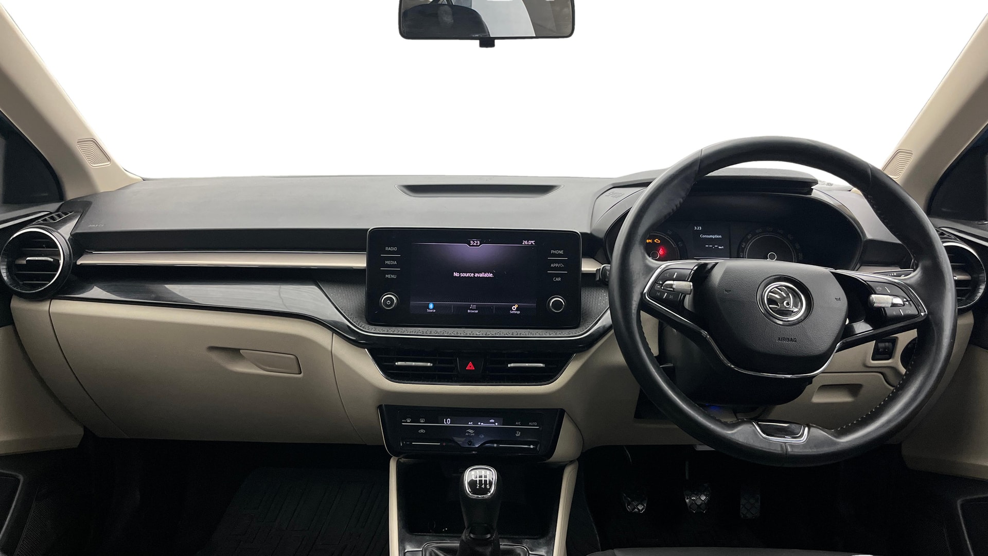 View 2023 Skoda Slavia Ambition 1.0 TSI MT Image 16 Used 2023 Skoda Slavia Ambition 1.0 TSI MT Image 16