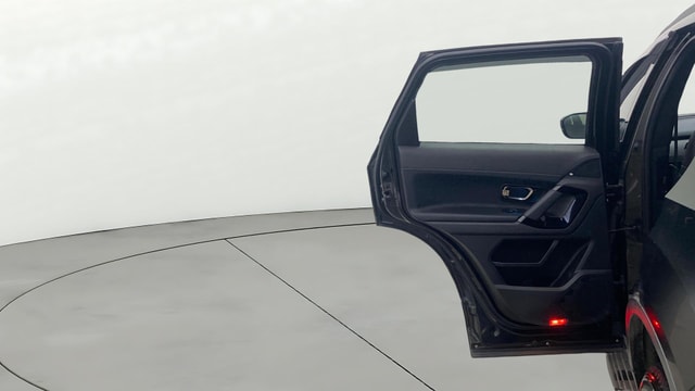 View Tata Safari Image 16 Used Tata Safari Image 16