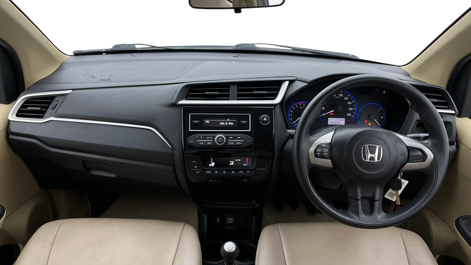 View 2018 Honda Brio S MT Option Pack Image 15 Used 2018 Honda Brio S MT Option Pack Image 15
