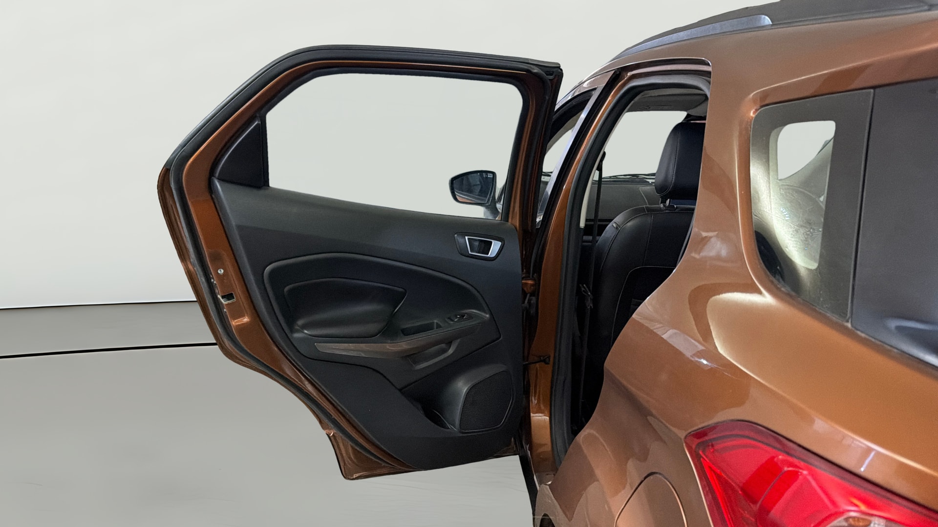 View 2019 Ford EcoSport 1.5 TDCi Diesel Ambiente BS IV Image 23 Used 2019 Ford EcoSport 1.5 TDCi Diesel Ambiente BS IV Image 23