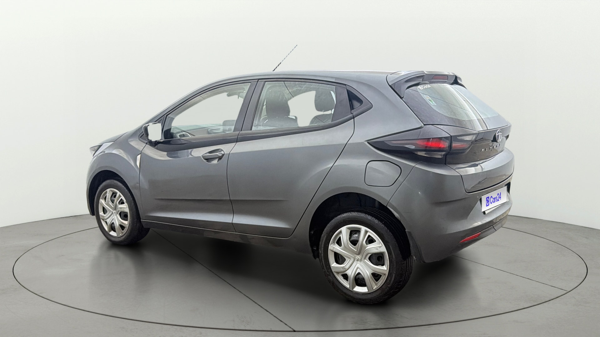 View 2022 Tata Altroz XT Petrol Image 2 Used 2022 Tata Altroz XT Petrol Image 2