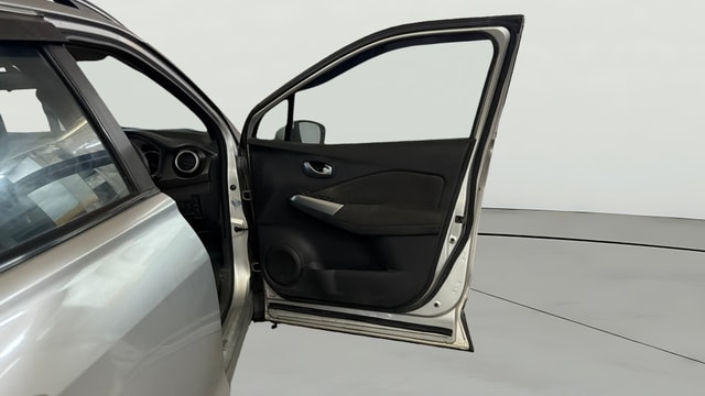 View Nissan Kicks Image 45 Used Nissan Kicks Image 45