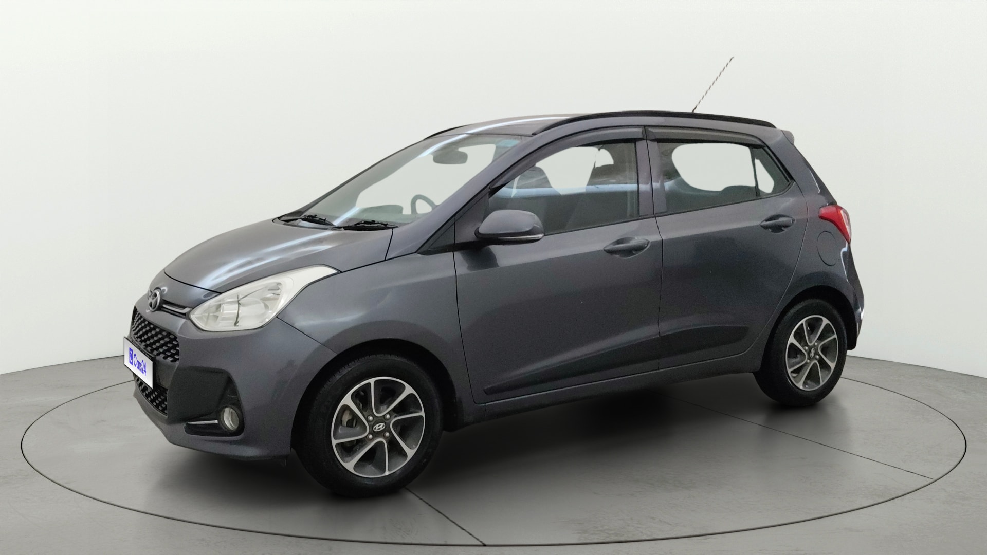 View 2018 Hyundai Grand i10 1.2 Sportz AT Petrol Image 35 Used 2018 Hyundai Grand i10 1.2 Sportz AT Petrol Image 35