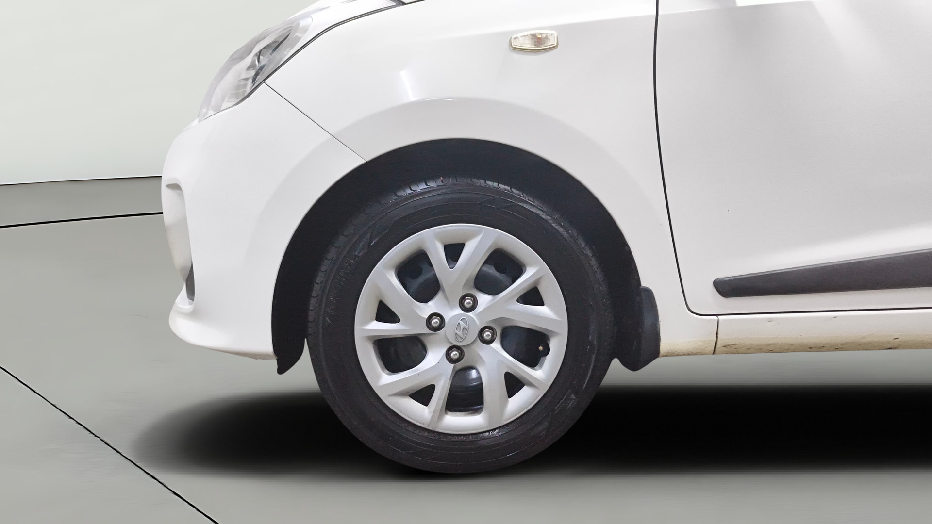 View 2019 Hyundai Grand i10 Magna 1.2 Kappa VTVT Image 28 Used 2019 Hyundai Grand i10 Magna 1.2 Kappa VTVT Image 28