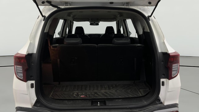 View Kia Carens Image 38 Used Kia Carens Image 38