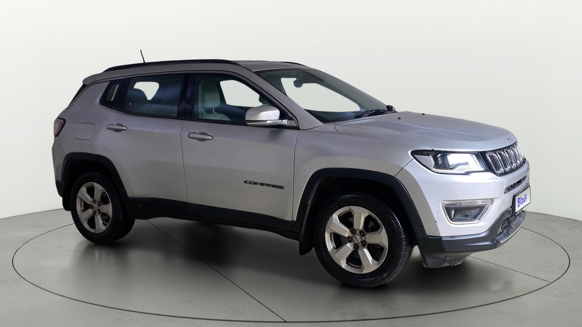 View 2017 Jeep Compass Limited 1.4 Multi AIR Petrol DDCT AT BS IV Image 13 Used 2017 Jeep Compass Limited 1.4 Multi AIR Petrol DDCT AT BS IV Image 13