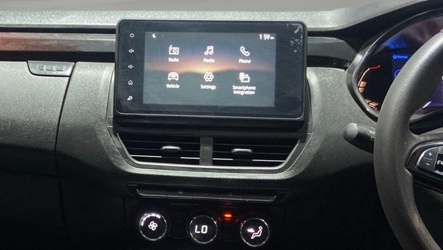 View Renault Kiger Image 33 Used Renault Kiger Image 33