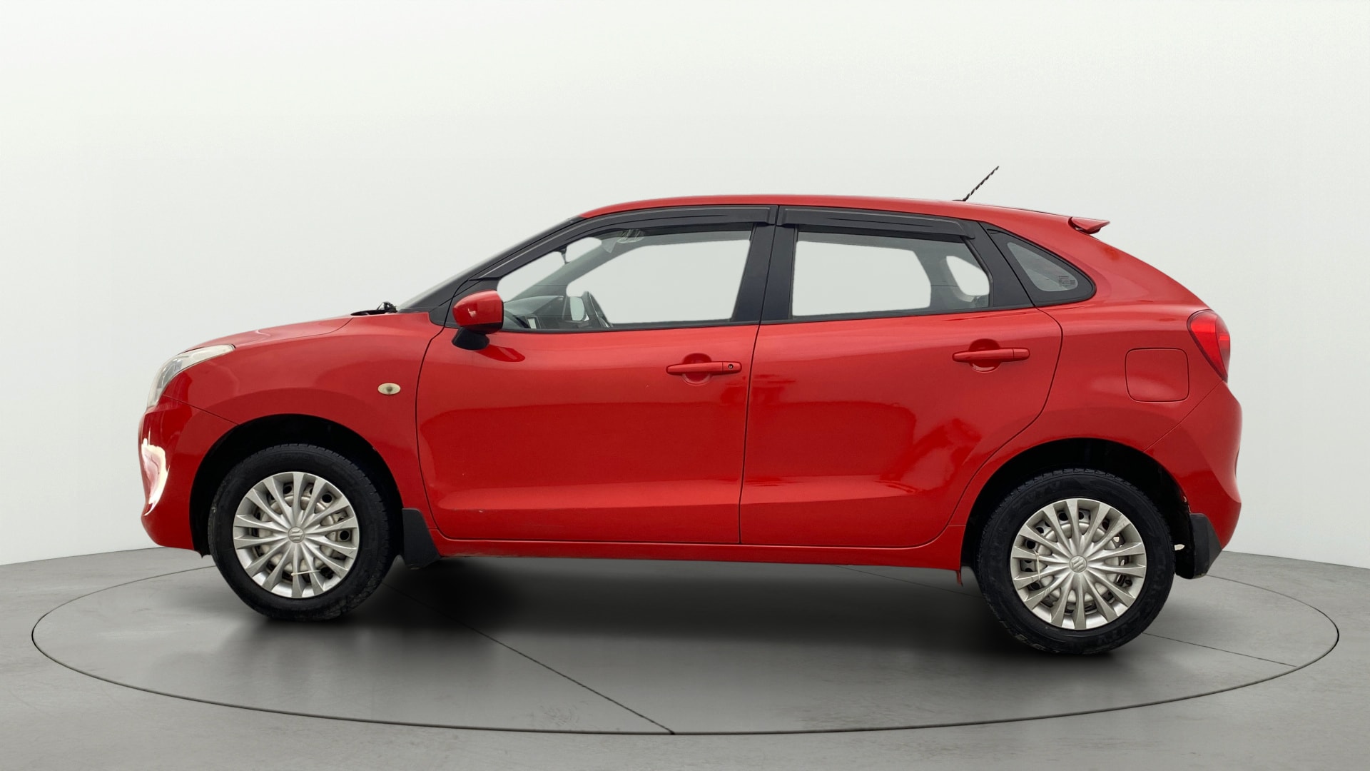 View 2018 Maruti Suzuki 1000 Base Variant Image 5 Used 2018 Maruti Suzuki 1000 Base Variant Image 5