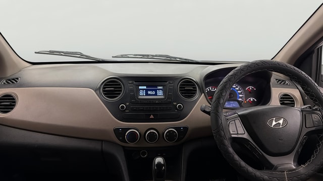 View Hyundai Grand i10 Image 17 Used Hyundai Grand i10 Image 17