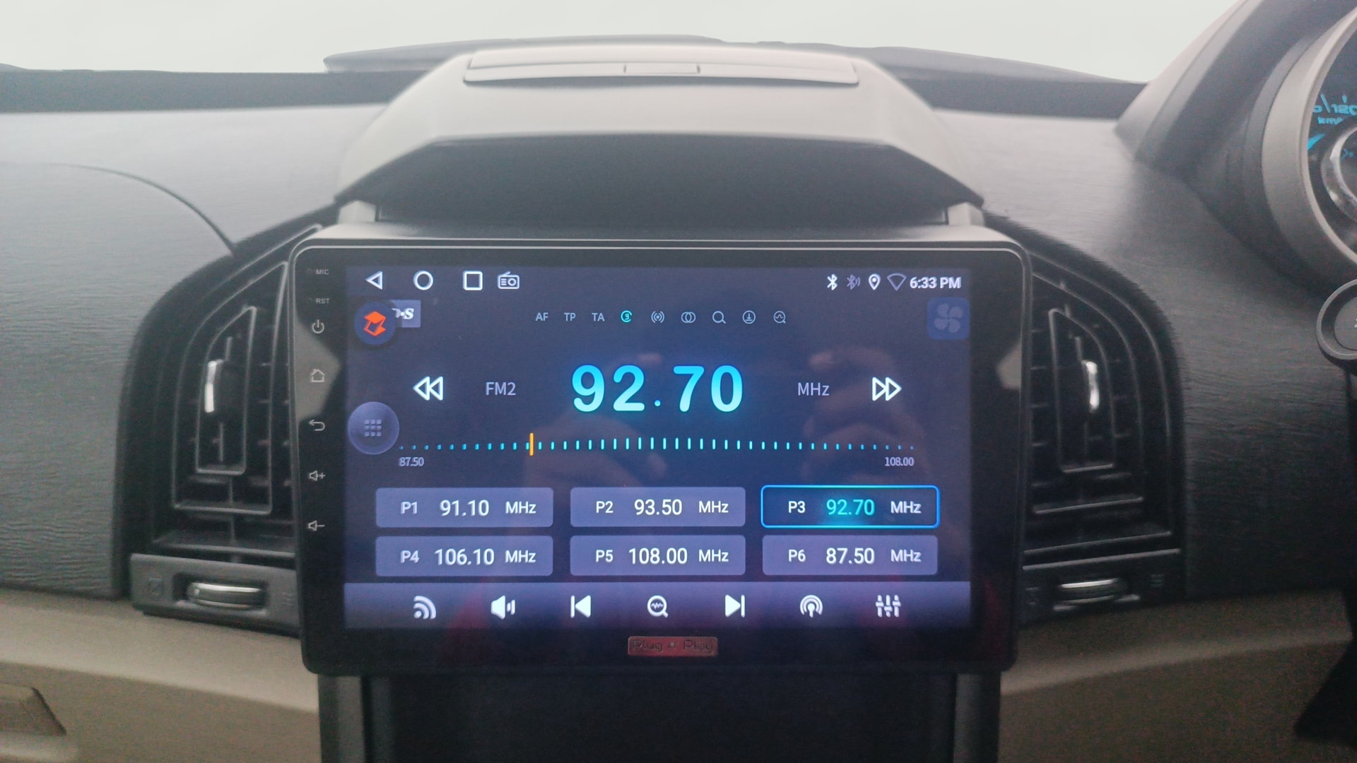 View 2016 Mahindra XUV500 W10 FWD Image 34 Used 2016 Mahindra XUV500 W10 FWD Image 34