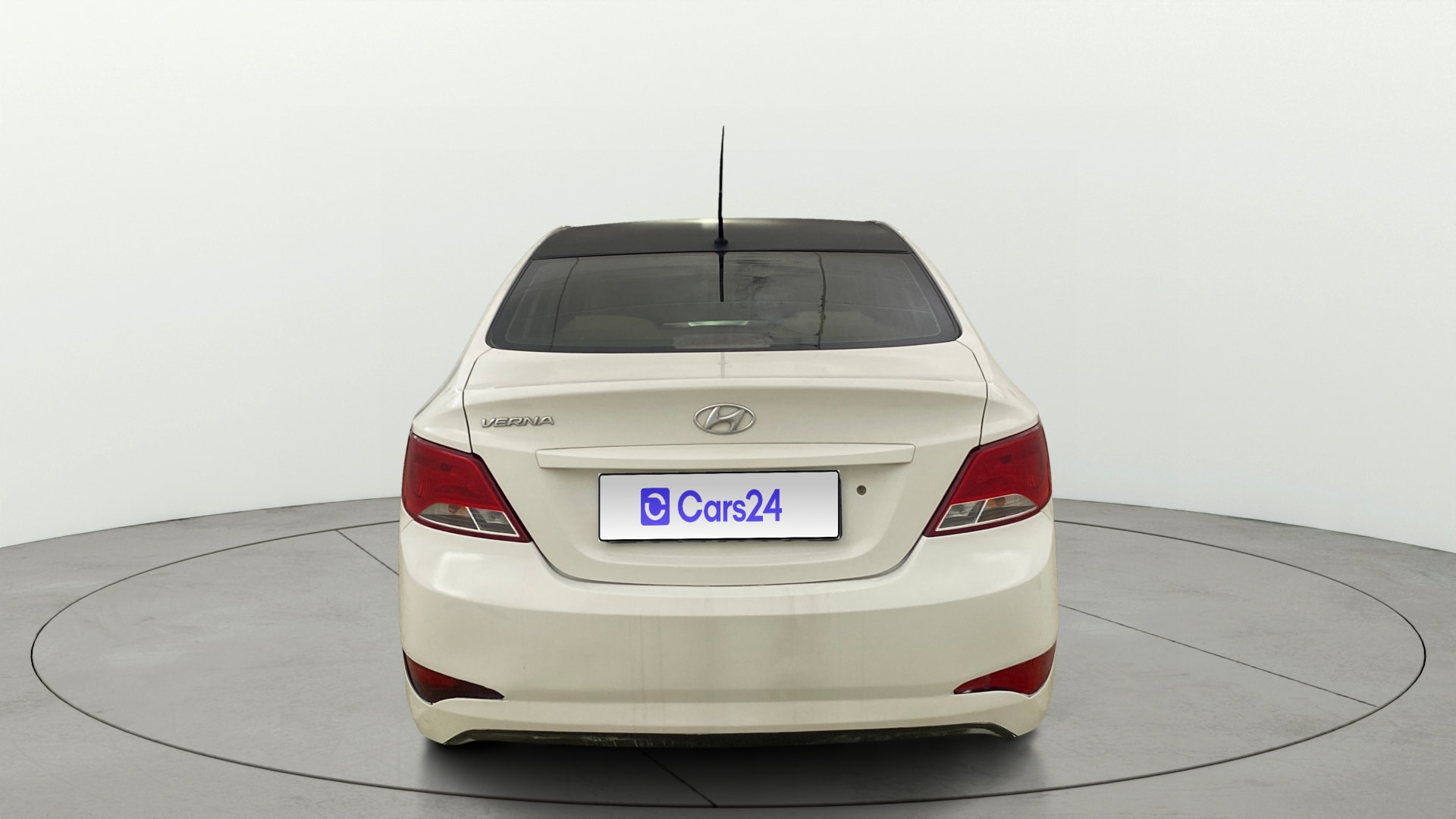 View 2015 Hyundai Verna 1.4 VTVT Image 38 Used 2015 Hyundai Verna 1.4 VTVT Image 38