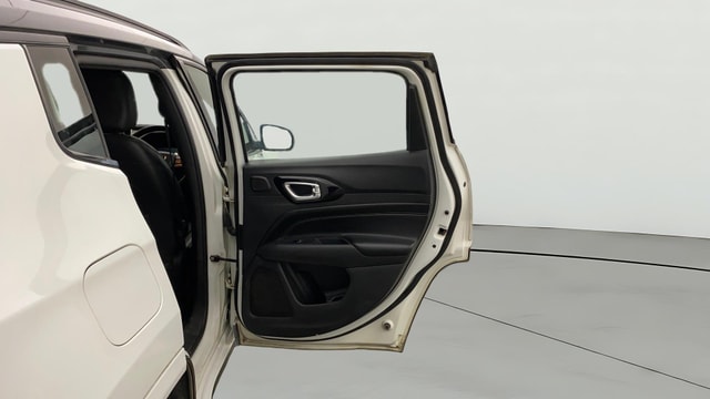 View Jeep Compass Image 8 Used Jeep Compass Image 8