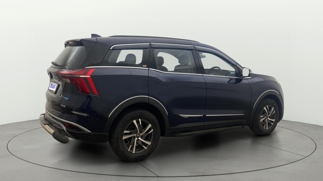 View Mahindra XUV700 Image 44 Used Mahindra XUV700 Image 44