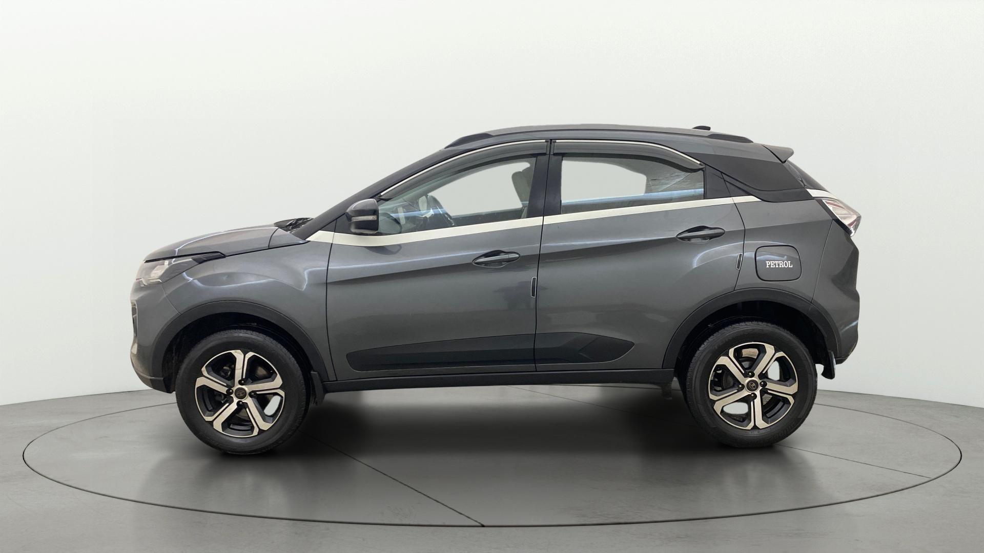 View 2023 Tata Nexon Revotron XE Image 27 Used 2023 Tata Nexon Revotron XE Image 27