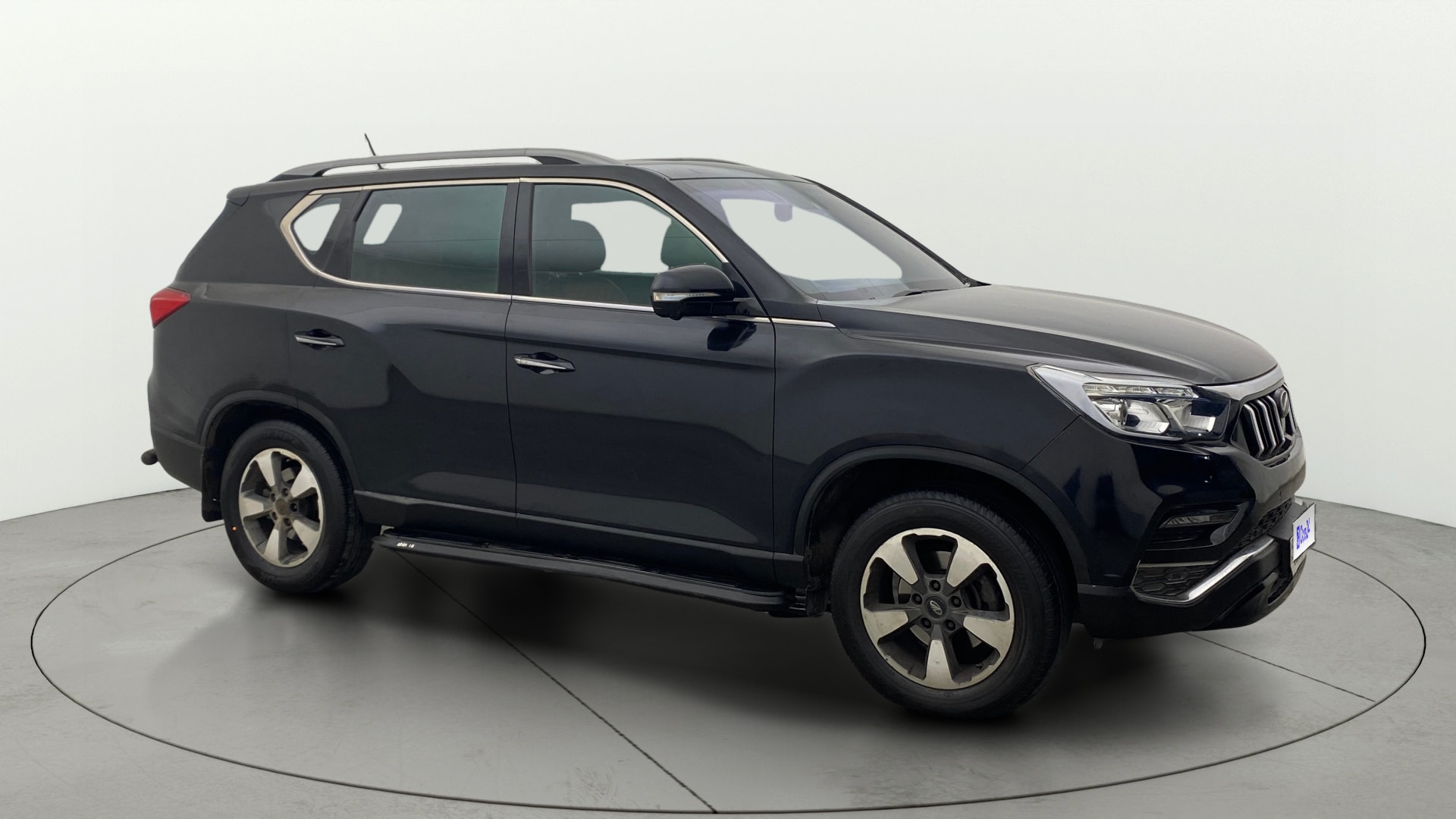Used 2019 Mahindra Alturas G4 Used 2019 Mahindra Alturas G4