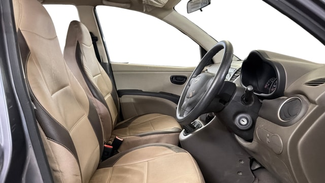 View Hyundai i10 Image 25 Used Hyundai i10 Image 25
