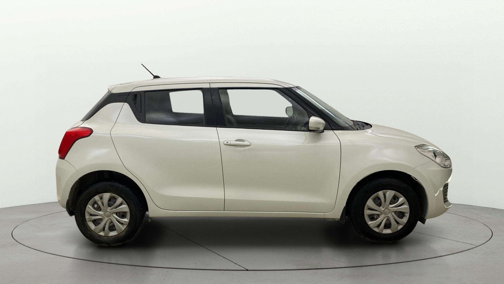 View 2021 Maruti Suzuki 1000 Base Variant Image 8 Used 2021 Maruti Suzuki 1000 Base Variant Image 8