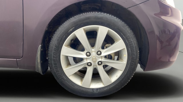 View Hyundai Fluidic Verna Image 40 Used Hyundai Fluidic Verna Image 40