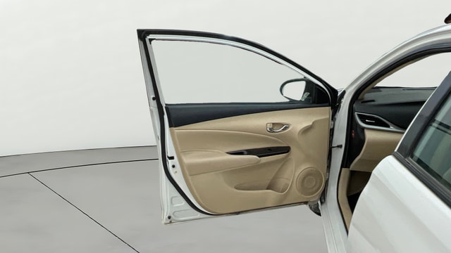View Toyota Yaris Image 32 Used Toyota Yaris Image 32