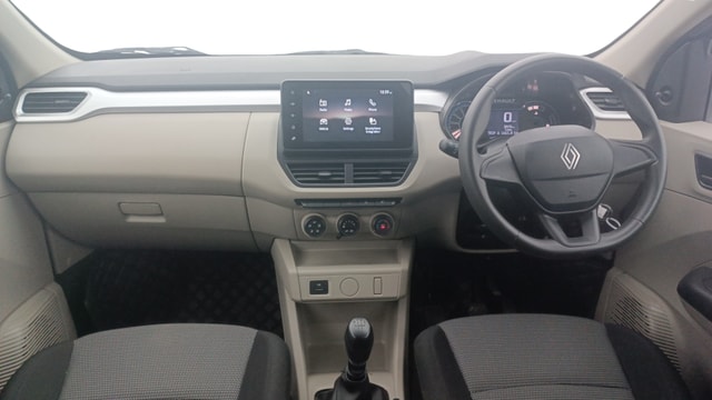View Renault Triber Image 16 Used Renault Triber Image 16