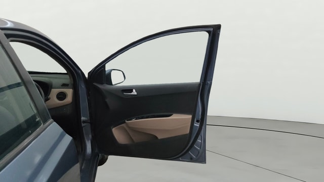 View Hyundai Xcent Image 44 Used Hyundai Xcent Image 44