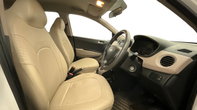 View Hyundai Xcent Image 25 Used Hyundai Xcent Image 25