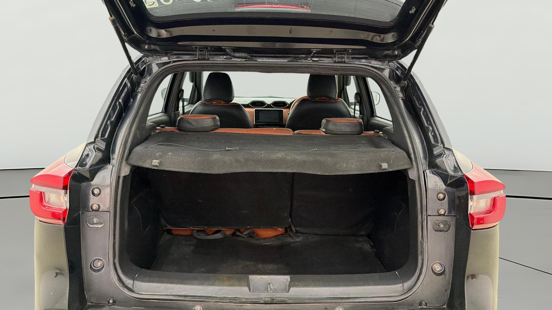 View 2021 Nissan Magnite XV Image 40 Used 2021 Nissan Magnite XV Image 40