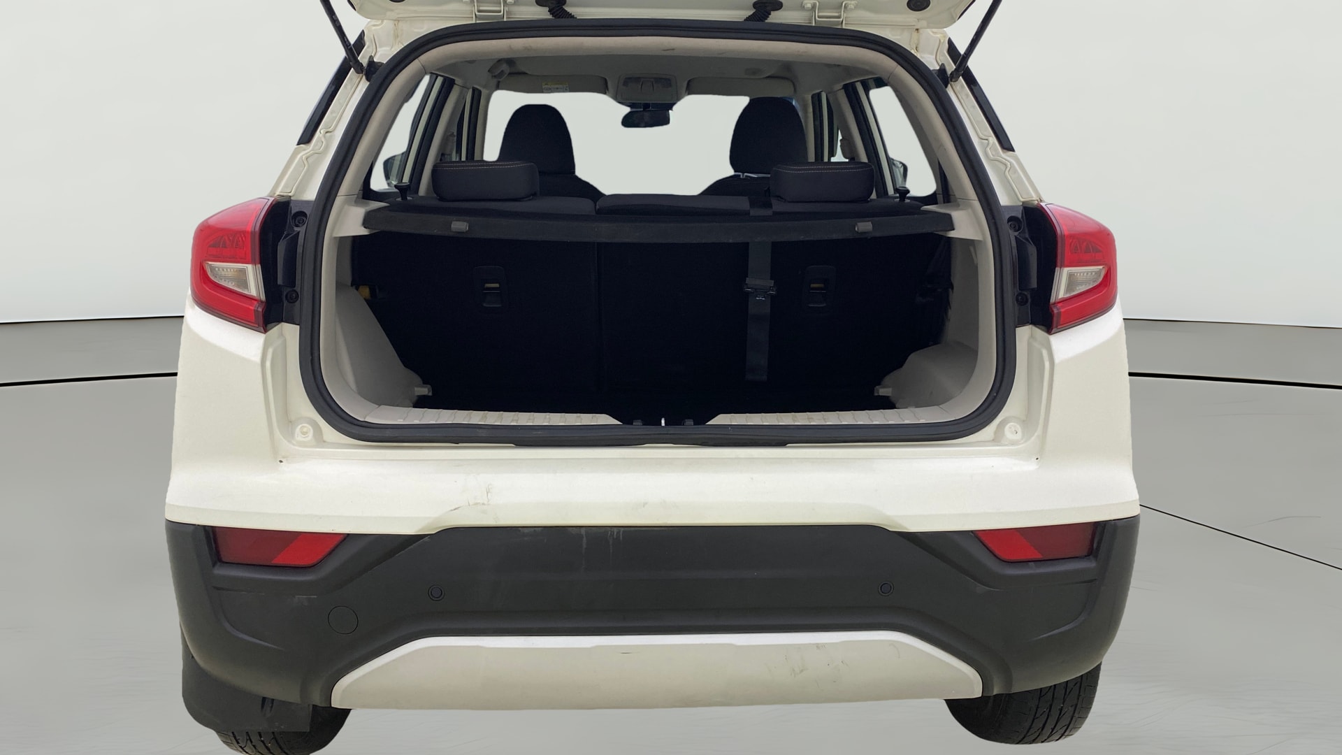 Used 2022 Mahindra XUV300 Used 2022 Mahindra XUV300