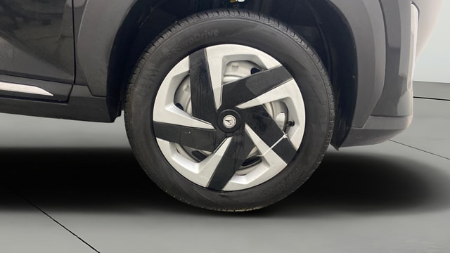 View Nissan Magnite Image 40 Used Nissan Magnite Image 40