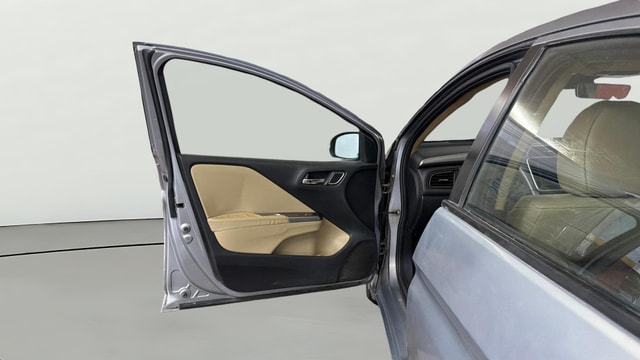 View Honda City ZX Image 33 Used Honda City ZX Image 33