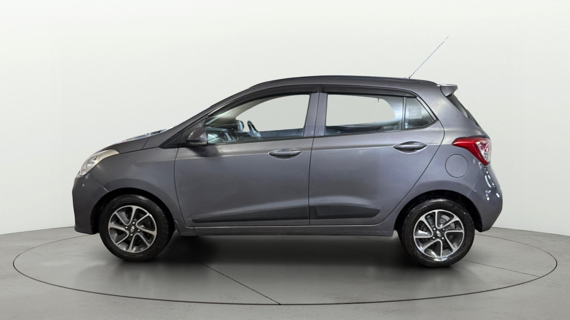 Used 2019 Hyundai Grand i10 Used 2019 Hyundai Grand i10