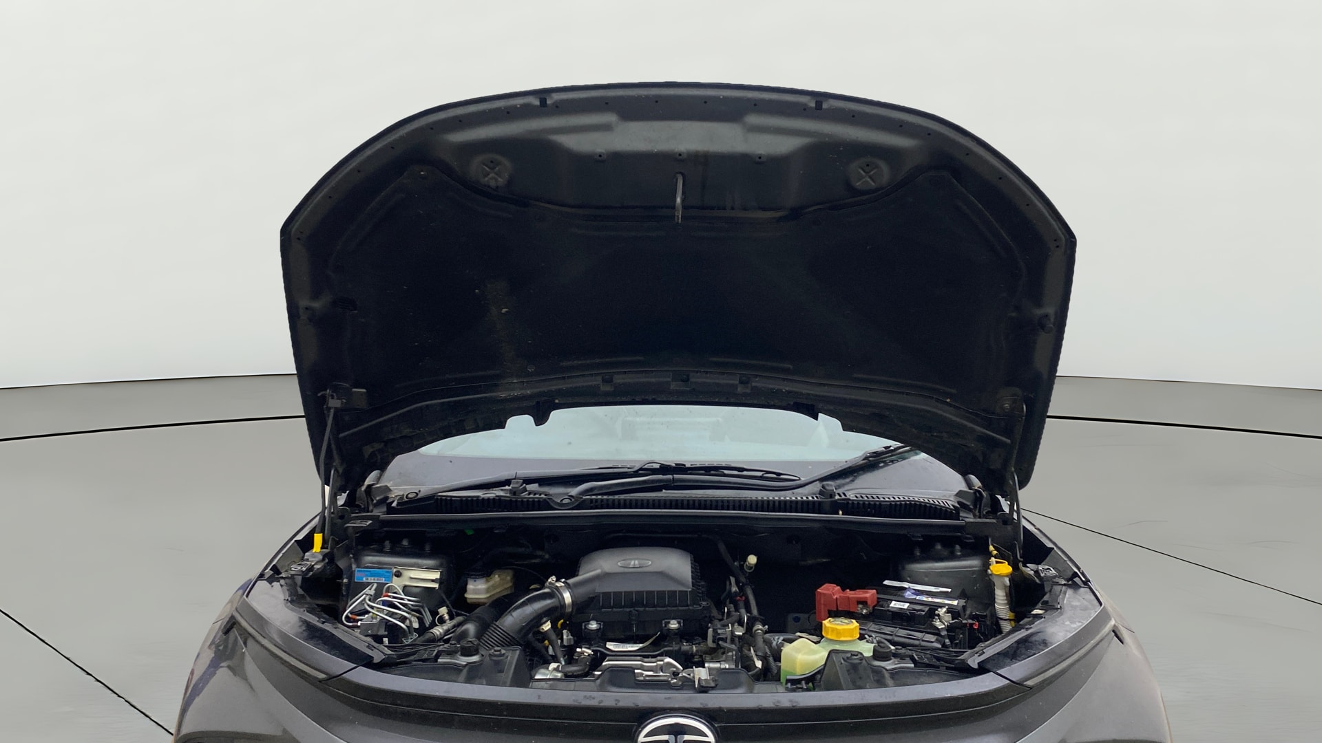 View 2024 Tata Nexon Revotron XE Image 33 Used 2024 Tata Nexon Revotron XE Image 33