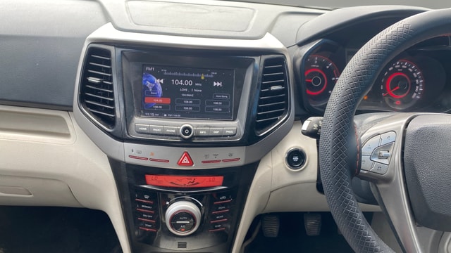 View Mahindra XUV300 Image 33 Used Mahindra XUV300 Image 33