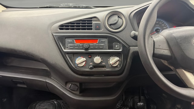 View Datsun Redi GO Image 17 Used Datsun Redi GO Image 17