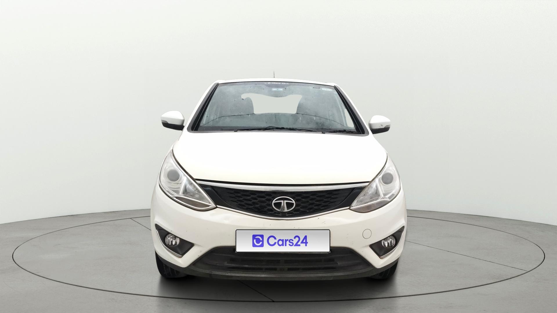 View 2017 Tata Zest XMS Petrol Image 1 Used 2017 Tata Zest XMS Petrol Image 1