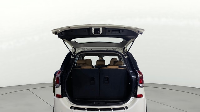 View Mahindra XUV500 Image 40 Used Mahindra XUV500 Image 40