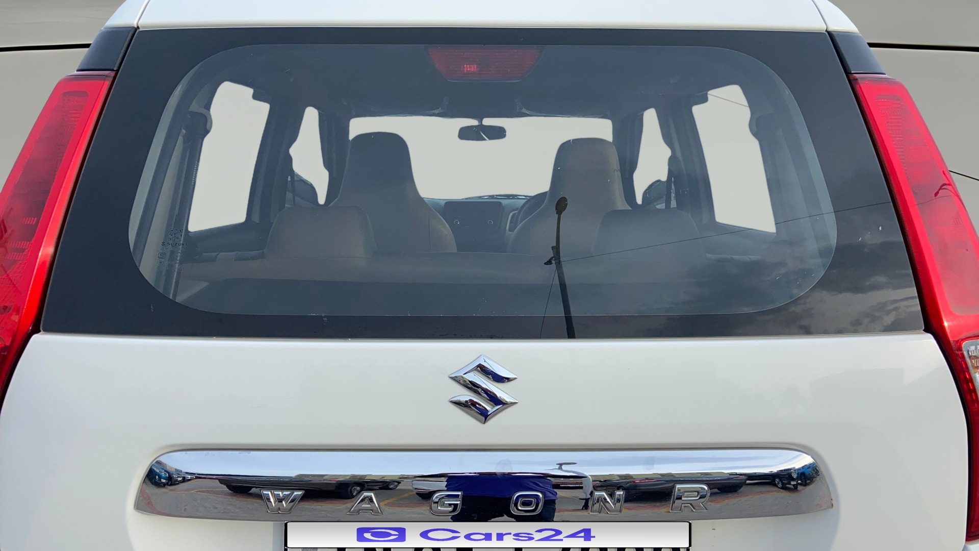 View 2020 Maruti Suzuki 1000 Base Variant Image 4 Used 2020 Maruti Suzuki 1000 Base Variant Image 4