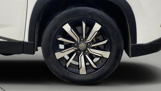 View MG Hector Image 43 Used MG Hector Image 43