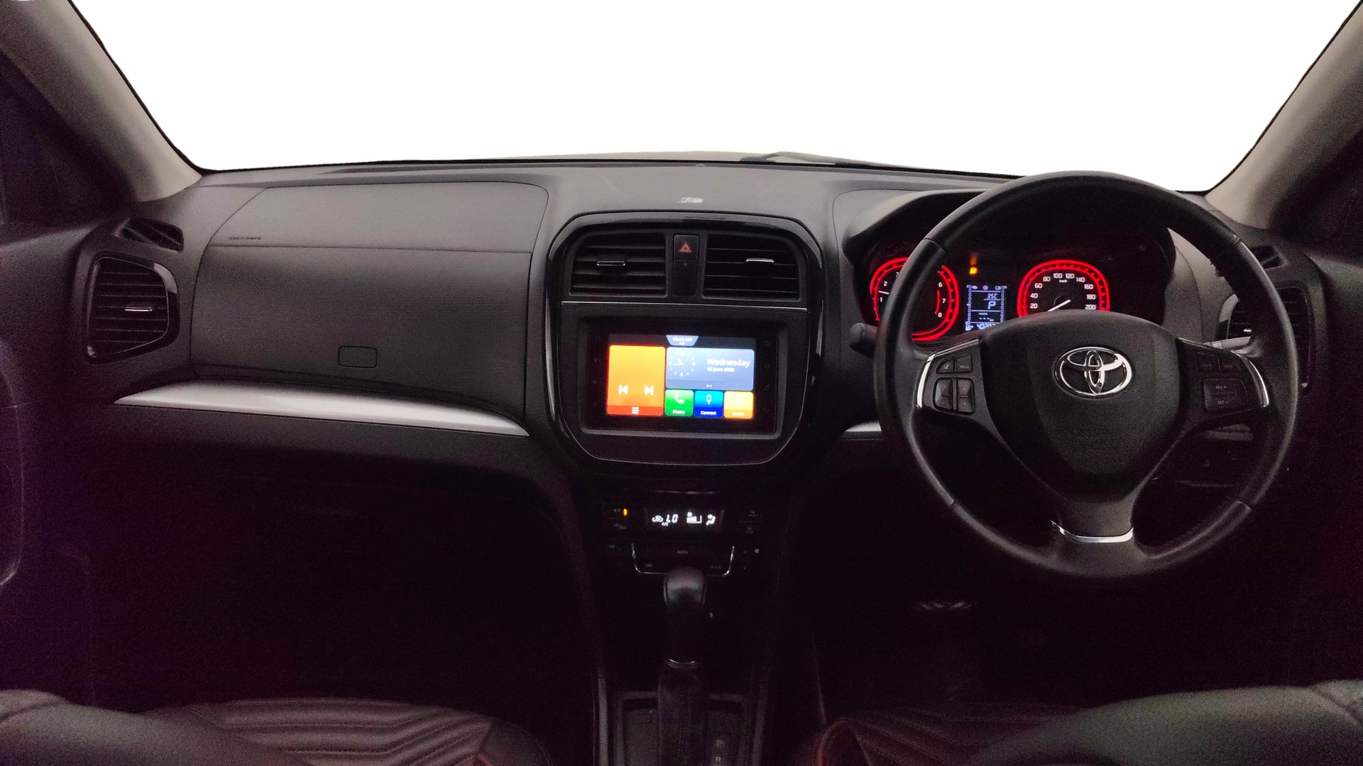 View 2021 Toyota Urban Cruiser Premium AT Image 16 Used 2021 Toyota Urban Cruiser Premium AT Image 16