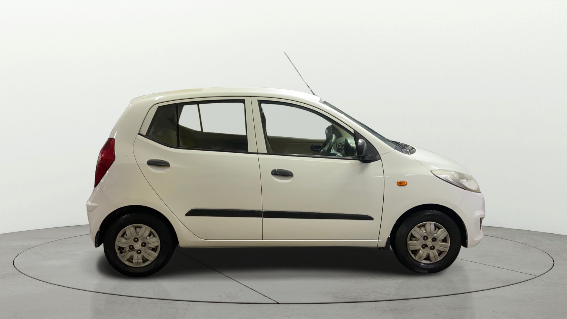 View 2015 Hyundai i10 1.1 Magna Image 8 Used 2015 Hyundai i10 1.1 Magna Image 8