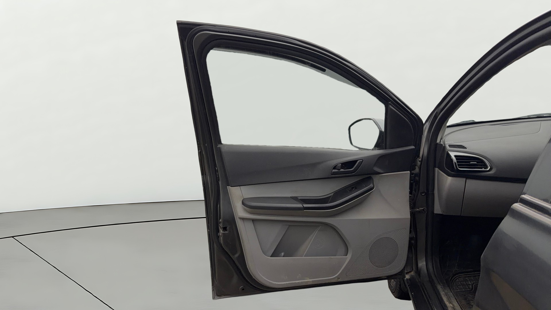 Used 2021 Tata Tiago Used 2021 Tata Tiago