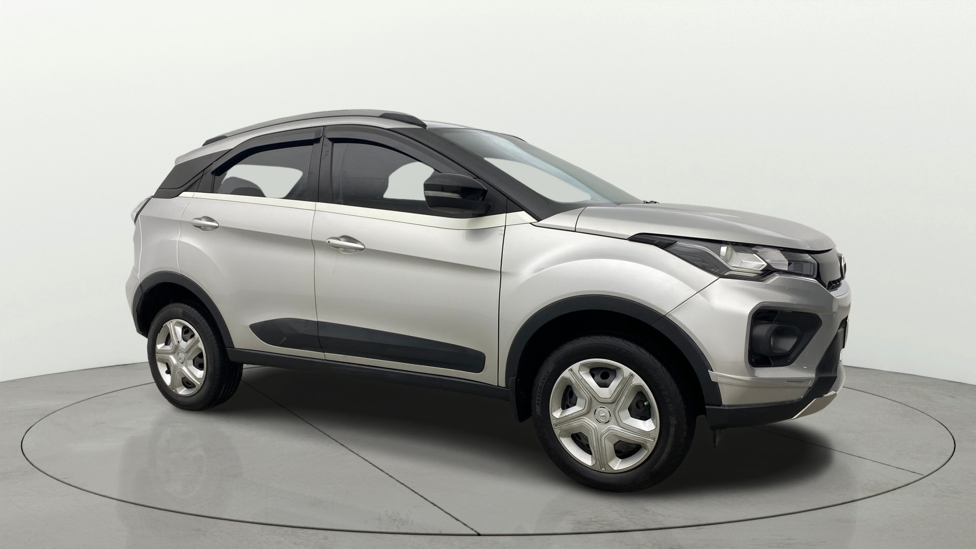 View 2020 Tata Nexon Revotron XZ Image 36 Used 2020 Tata Nexon Revotron XZ Image 36