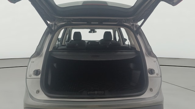 View MG Hector Image 42 Used MG Hector Image 42